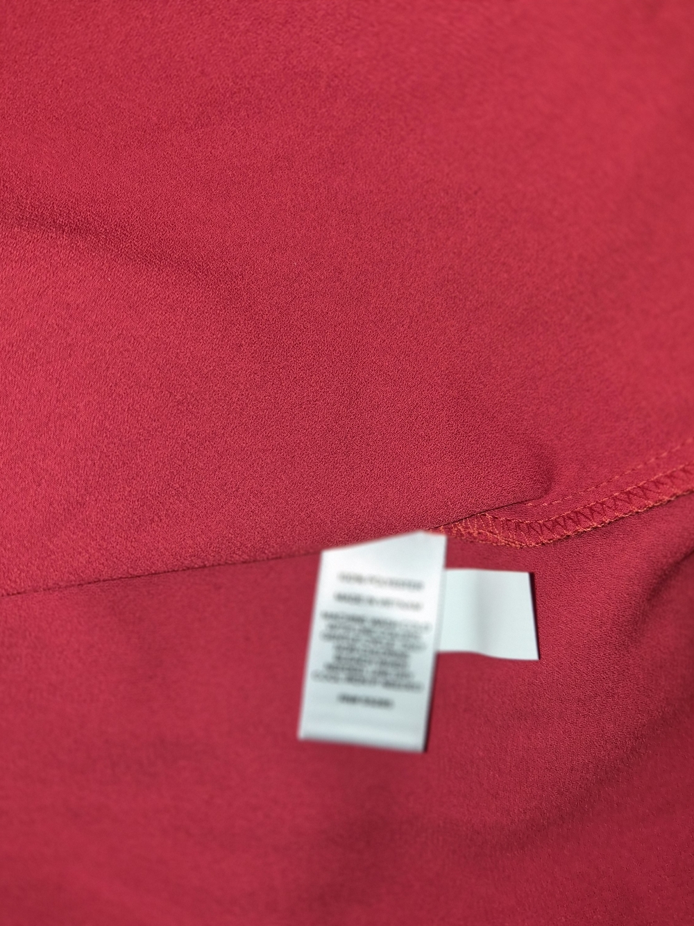 Express Women's Red Button-Front Blouse - Picture 5 of 6